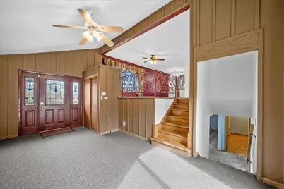 10456 S 92nd St, Franklin, WI 53132 - Photo 5
