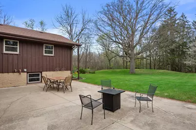 10456 S 92nd St, Franklin, WI 53132 - Photo 49