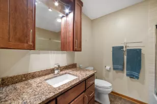 10456 S 92nd St, Franklin, WI 53132 - Photo 25