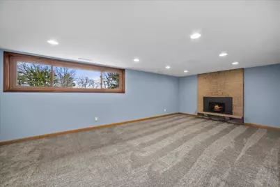 10456 S 92nd St, Franklin, WI 53132 - Photo 21