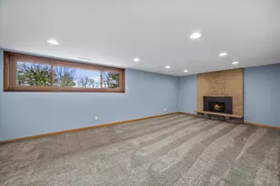 10456 S 92nd St, Franklin, WI 53132 - Photo 21