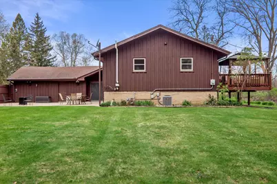 10456 S 92nd St, Franklin, WI 53132 - Photo 47