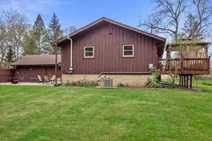 10456 S 92nd St, Franklin, WI 53132 - Photo 51
