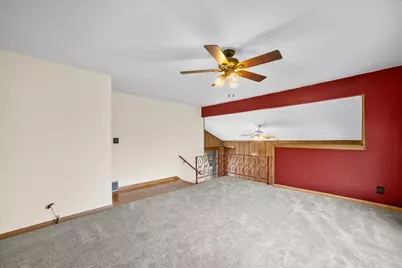 10456 S 92nd St, Franklin, WI 53132 - Photo 11