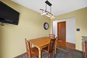 10456 S 92nd St, Franklin, WI 53132 - Photo 23