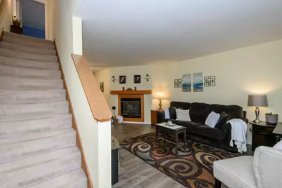 1132 W Baldwin Ct, Mequon, WI 53092 - Photo 21