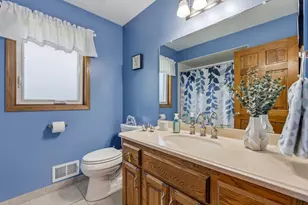 W210N16600 Glencoe Ln, Jackson, WI 53037 - Photo 27
