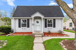 608 Pennsylvania Ave, West Bend, WI 53095 - Photo 29