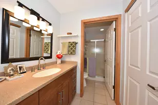 1600 W Green Tree Rd, Glendale, WI 53209 - Photo 17
