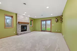 615 Sommer Dr, Sheboygan, WI 53081 - Photo 39
