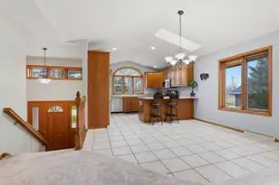 615 Sommer Dr, Sheboygan, WI 53081 - Photo 5