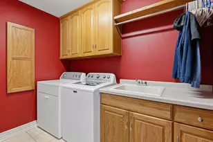 615 Sommer Dr, Sheboygan, WI 53081 - Photo 29