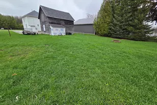 713 Forest Home Dr, Francis Creek, WI 54220 - Photo 29
