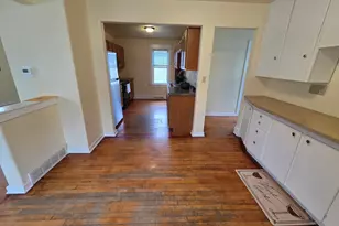 713 Forest Home Dr, Francis Creek, WI 54220 - Photo 7