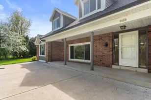 2003 S Valley Spring Dr, New Berlin, WI 53151 - Photo 3