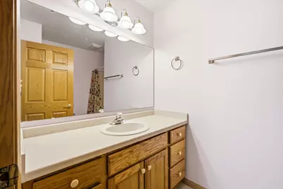 1602  Lisa Ln, New Holstein, WI 53061 - Photo 17