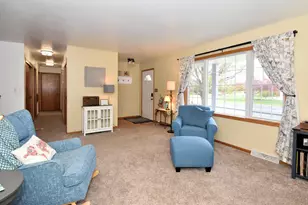 102 Mill Ave, Racine, WI 53182 - Photo 3