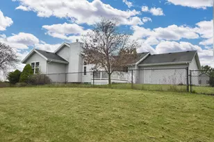 102 Mill Ave, Racine, WI 53182 - Photo 31