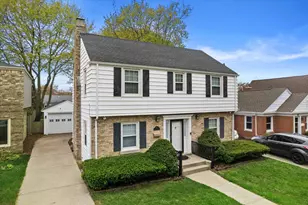 722 Orchard St, Racine, WI 53405 - Photo 3