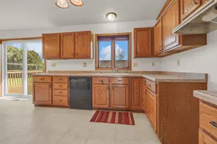 209 Beth Cir, Plymouth, WI 53073 - Photo 9