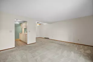 1654 S Carriage Ln, New Berlin, WI 53151 - Photo 5