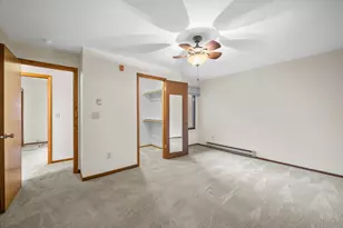 1654 S Carriage Ln, New Berlin, WI 53151 - Photo 15