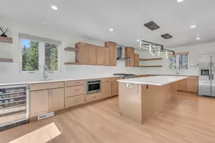4939 Connemara Ct, Sheboygan, WI 53083 - Photo 3