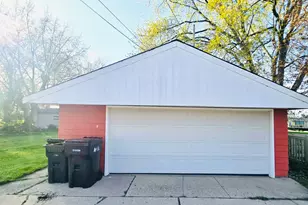 3800 Brooklawn Cir, South Milwaukee, WI 53172 - Photo 27