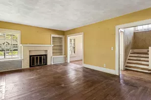 836 N 67th St, Wauwatosa, WI 53213 - Photo 3