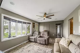 W229S8610 Big Bend Dr, Vernon, WI 53103 - Photo 7