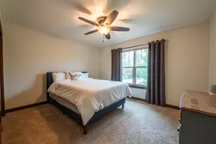 N25W27286 Fairmount Ct, Pewaukee, WI 53072 - Photo 37