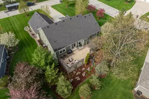 N25W27286 Fairmount Ct, Pewaukee, WI 53072 - Photo 27