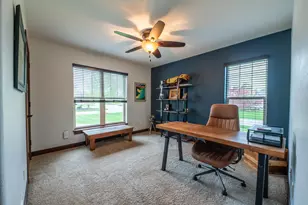 N25W27286 Fairmount Ct, Pewaukee, WI 53072 - Photo 39