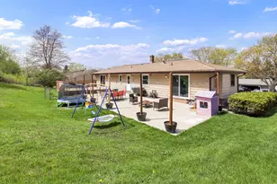 1513 Roosevelt Dr, West Bend, WI 53090 - Photo 25