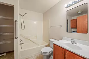 3150 White Tail Ln, Oshkosh, WI 54904 - Photo 17
