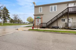 1335 Broadway Ave, Sheboygan, WI 53081 - Photo 21