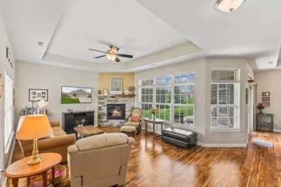 W179N11507  Blackstone Cir, Germantown, WI 53022 - Photo 9