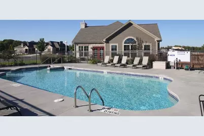 W179N11507  Blackstone Cir, Germantown, WI 53022 - Photo 49