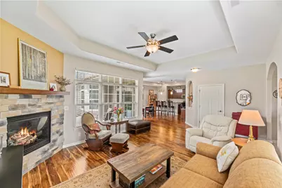 W179N11507  Blackstone Cir, Germantown, WI 53022 - Photo 11