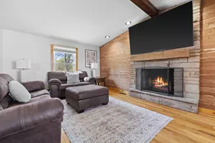 10227 8th Ave, Pleasant Prairie, WI 53158 - Photo 5