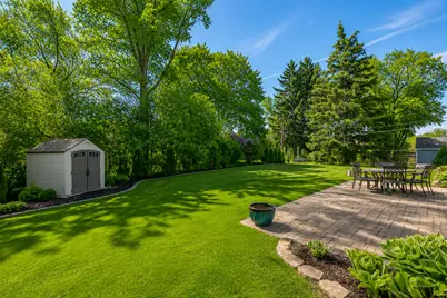 1430  Woodside Ln, Elm Grove, WI 53122 - Photo 21