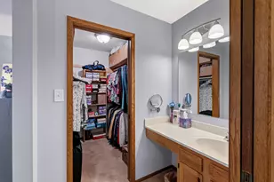 N82W13506 Fond Du Lac Ave, Menomonee Falls, WI 53051 - Photo 19
