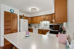 N82W13506 Fond Du Lac Ave, Menomonee Falls, WI 53051 - Photo 5