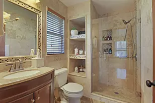 9200 S 44th St, Franklin, WI 53132 - Photo 17