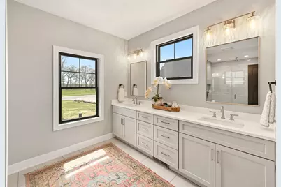 254  River Oaks Cir, Delafield, WI 53018 - Photo 21