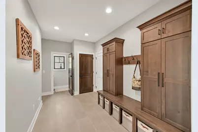 254  River Oaks Cir, Delafield, WI 53018 - Photo 25