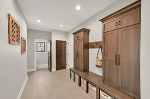 254 River Oaks Cir, Delafield, WI 53018 - Photo 25