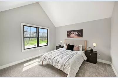 254  River Oaks Cir, Delafield, WI 53018 - Photo 31