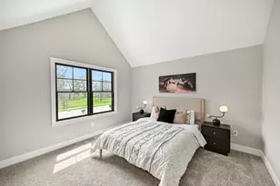 254 River Oaks Cir, Delafield, WI 53018 - Photo 31