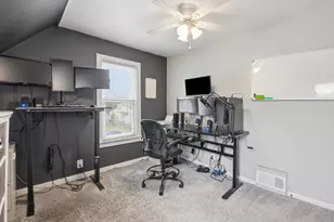 323 S Worthington St, Oconomowoc, WI 53066 - Photo 25